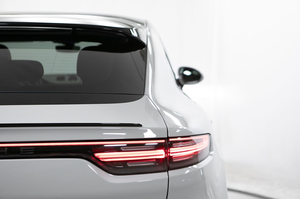 Thumbnail: 2023 Porsche Cayenne - 26
