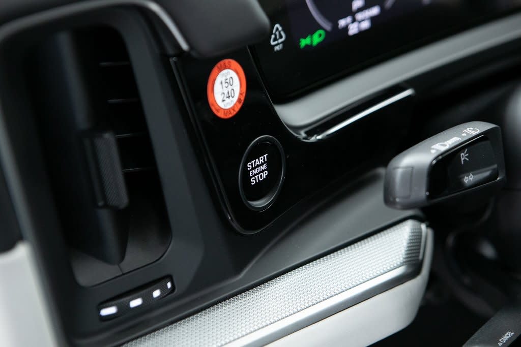 Thumbnail: 2026 Porsche Cayenne - 23