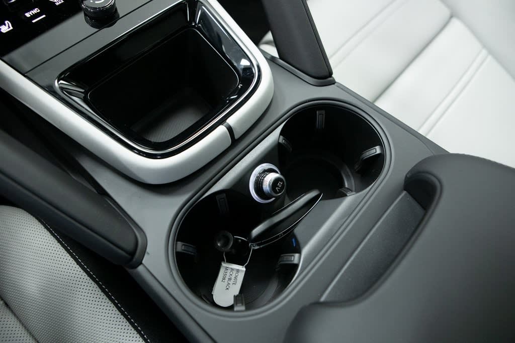 Thumbnail: 2026 Porsche Cayenne - 26