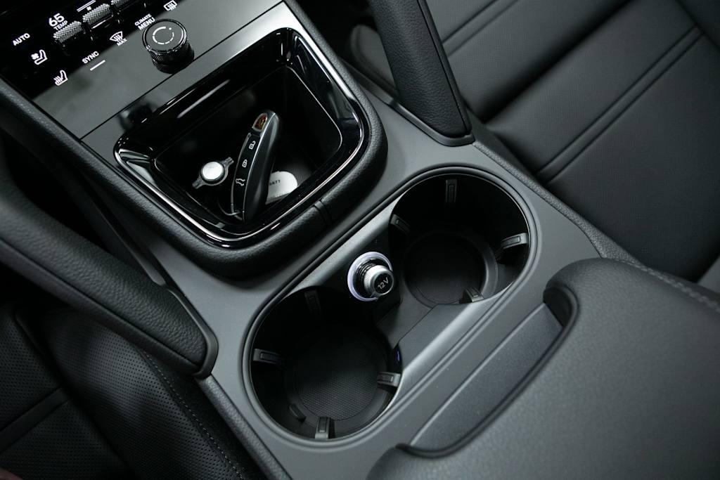 Thumbnail: 2026 Porsche Cayenne - 27