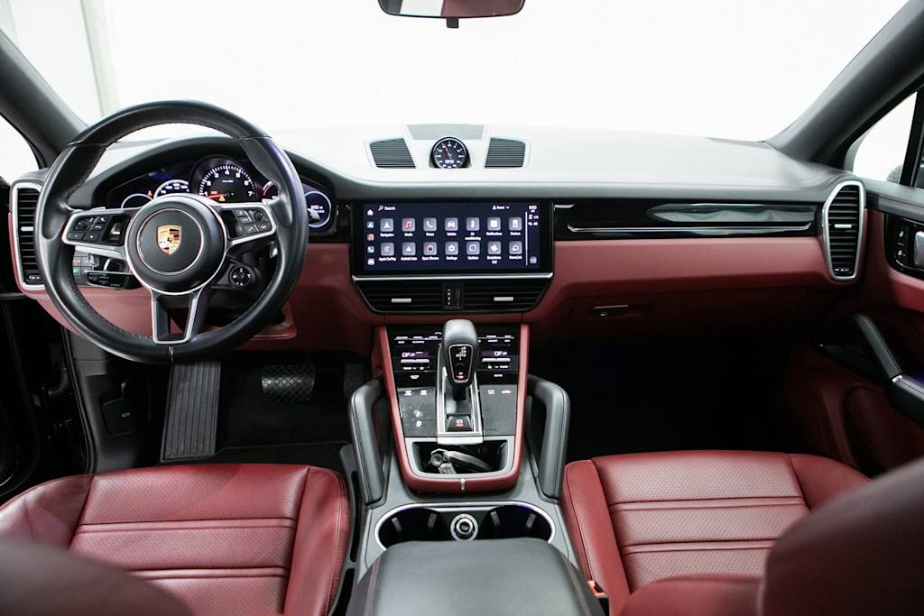 Thumbnail: 2022 Porsche Cayenne - 9