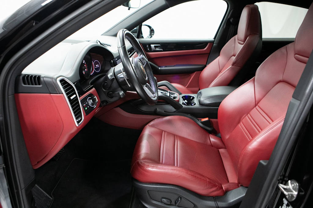 Thumbnail: 2022 Porsche Cayenne - 11