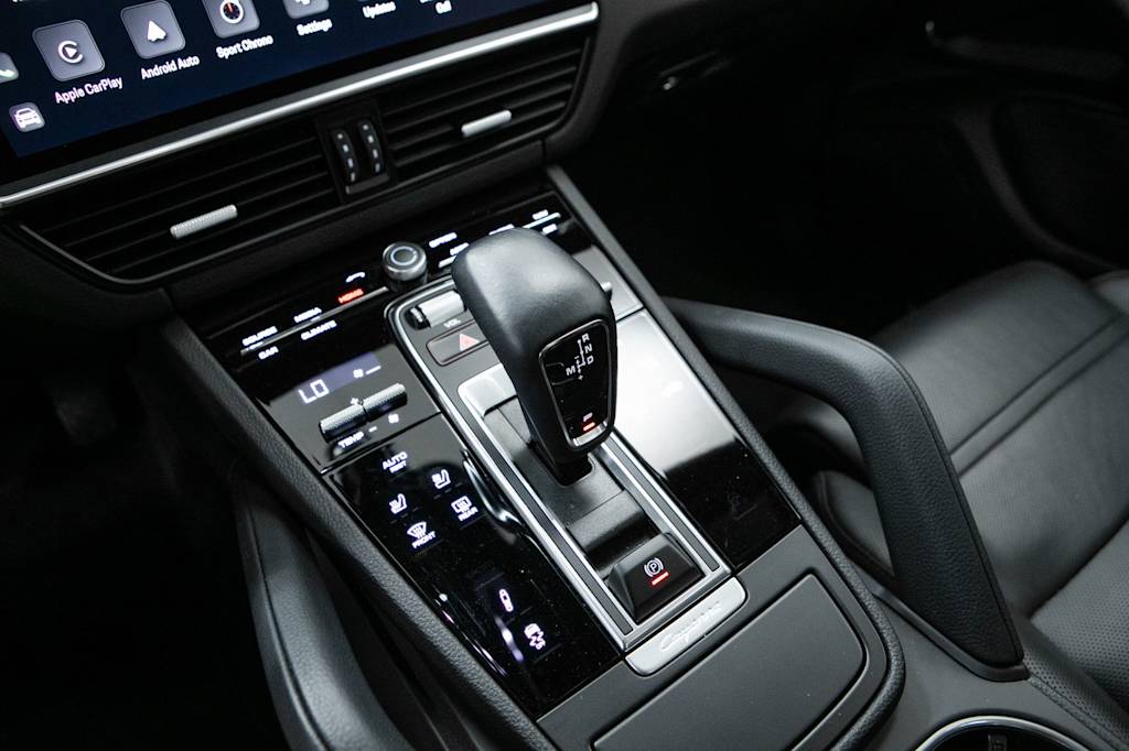 Thumbnail: 2023 Porsche Cayenne - 13