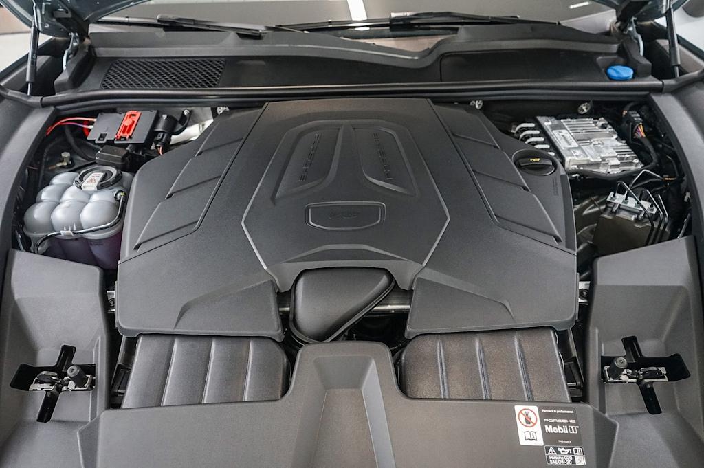 Thumbnail: 2026 Porsche Cayenne - 9