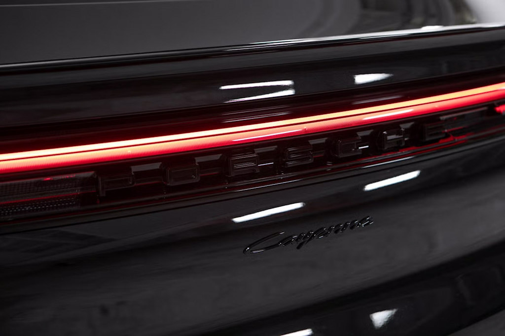 Thumbnail: 2025 Porsche Cayenne - 37