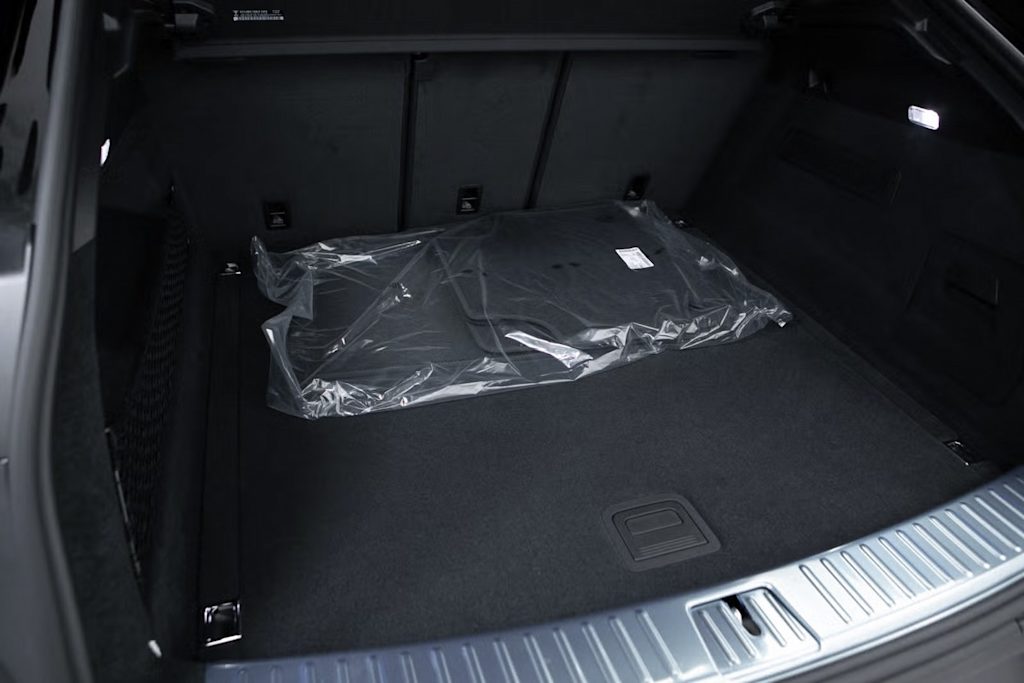 Thumbnail: 2025 Porsche Cayenne - 16