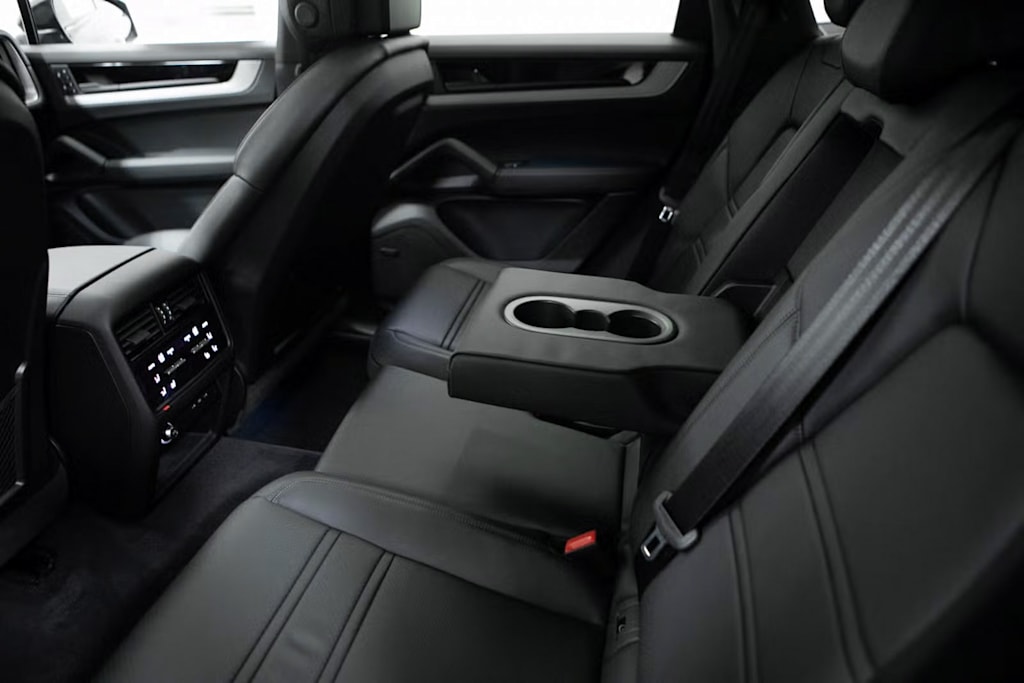 Thumbnail: 2025 Porsche Cayenne - 12