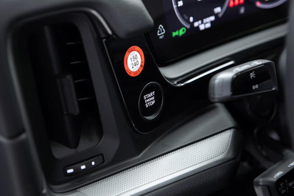 Thumbnail: 2025 Porsche Cayenne - 13