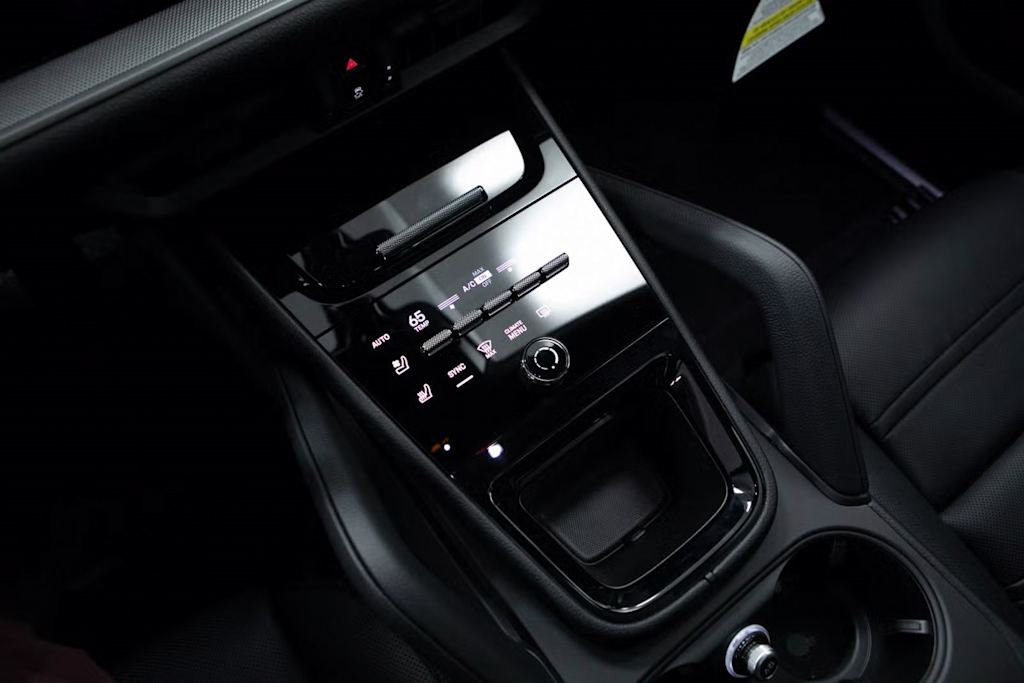 Thumbnail: 2025 Porsche Cayenne - 14