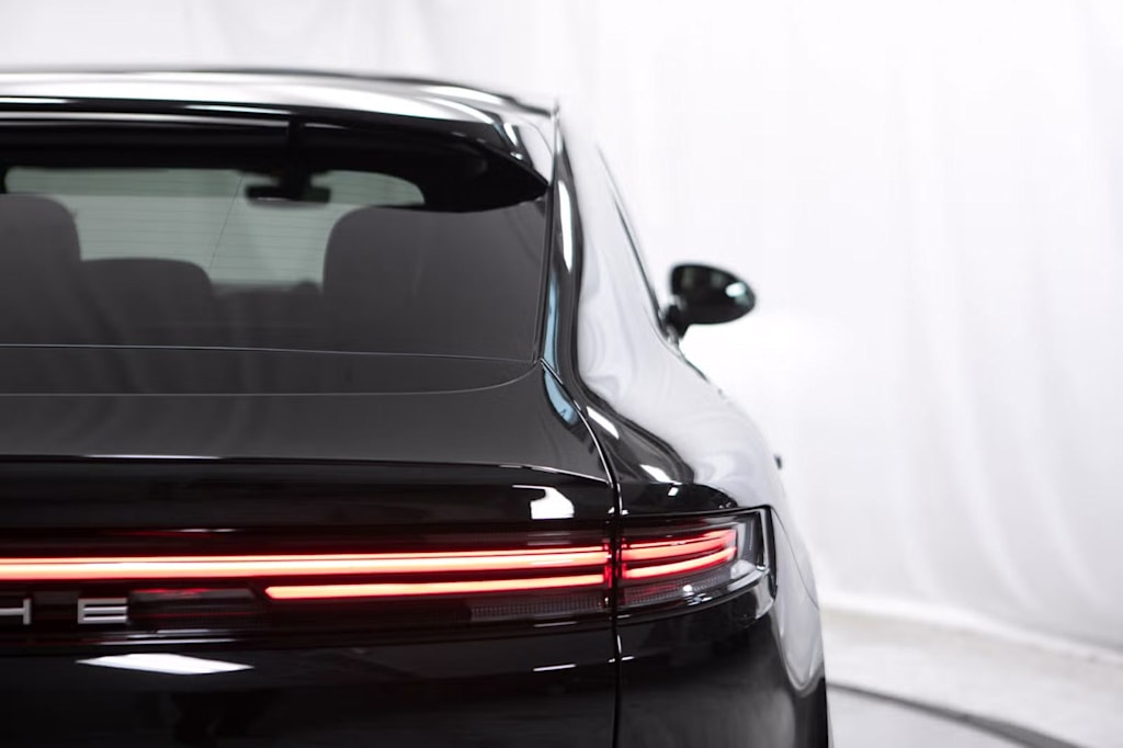 Thumbnail: 2026 Porsche Cayenne - 26