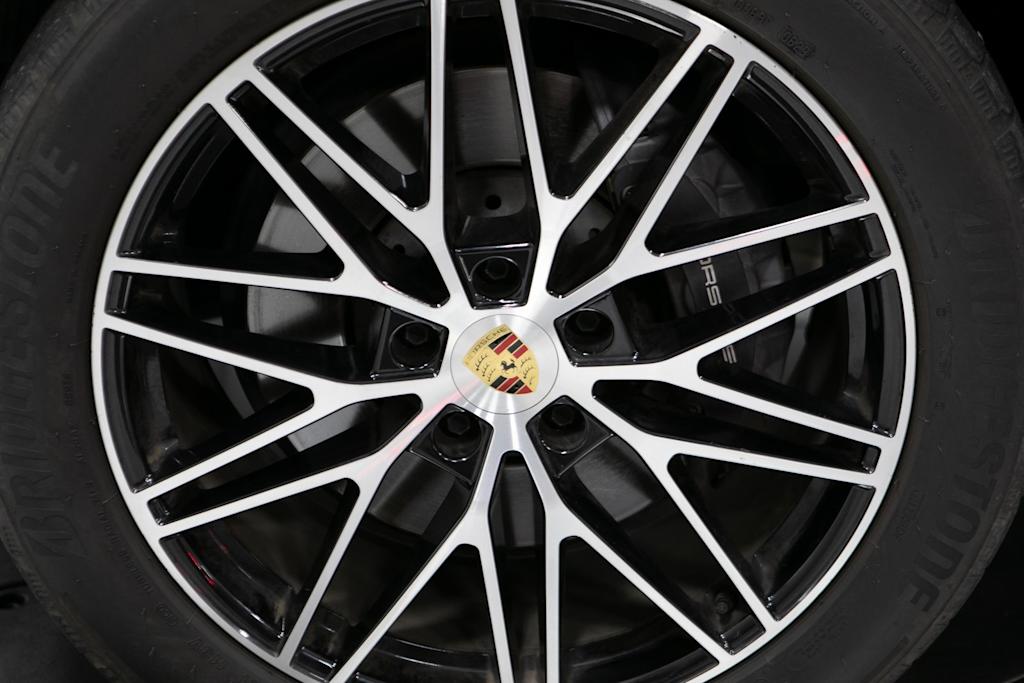 Thumbnail: 2024 Porsche Cayenne - 7