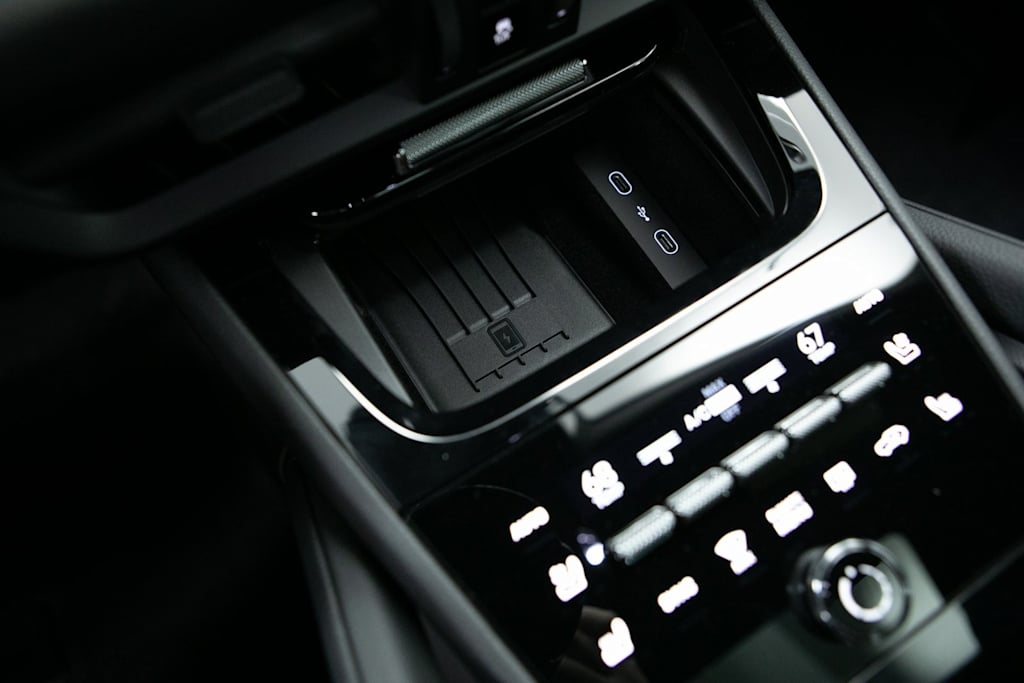 Thumbnail: 2024 Porsche Cayenne - 28