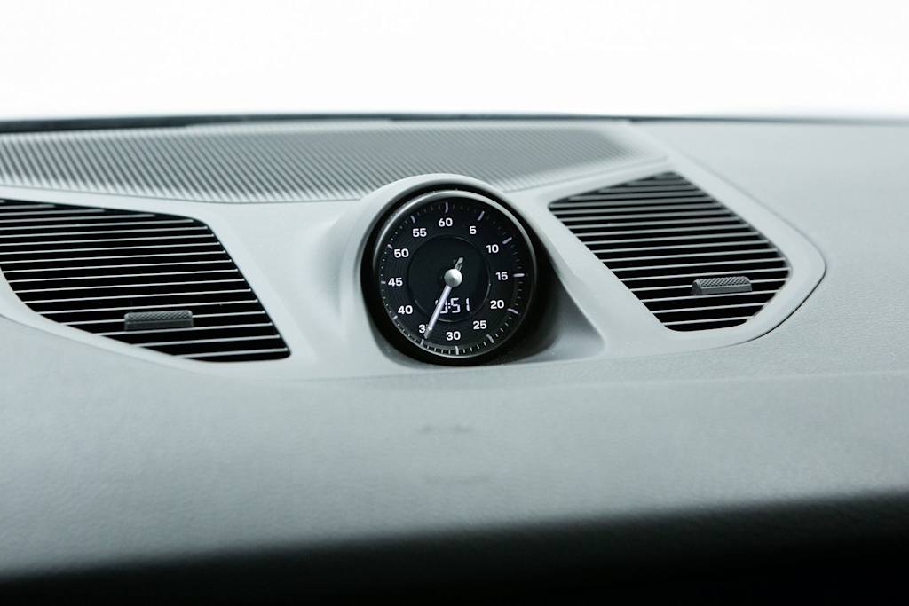 Thumbnail: 2024 Porsche Cayenne - 30