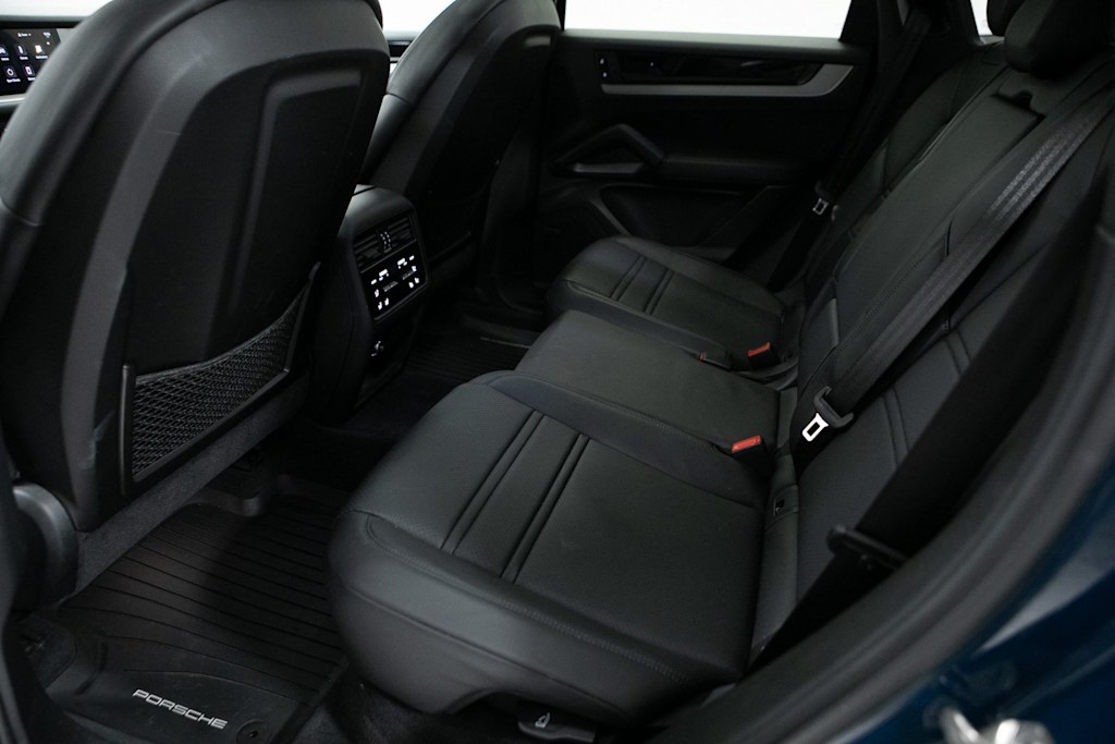 Thumbnail: 2024 Porsche Cayenne - 11