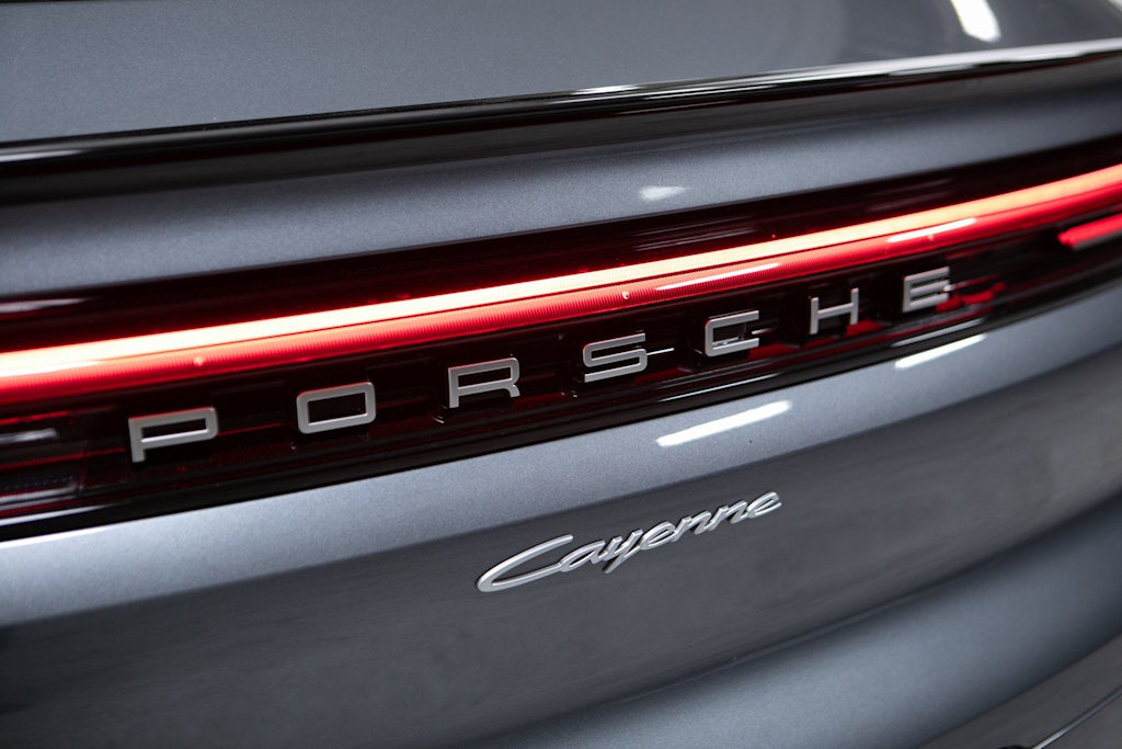Thumbnail: 2026 Porsche Cayenne - 33