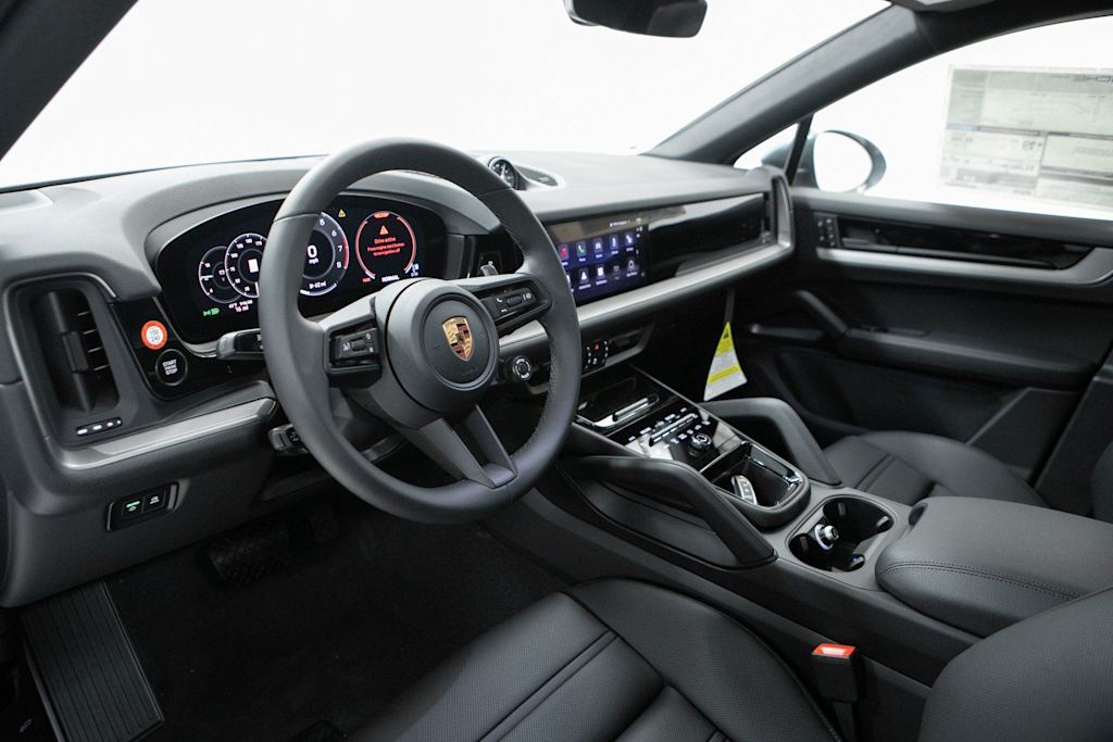 Thumbnail: 2026 Porsche Cayenne - 3