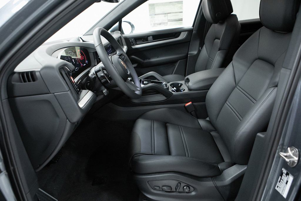 Thumbnail: 2026 Porsche Cayenne - 9