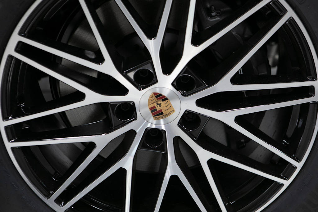 Thumbnail: 2026 Porsche Cayenne - 6