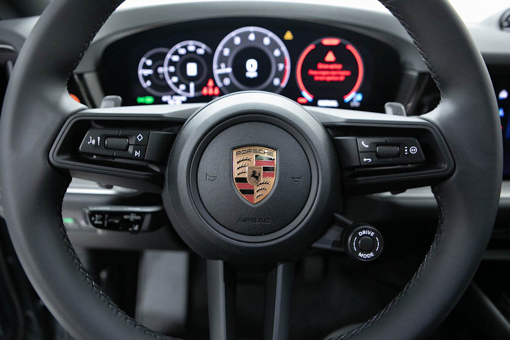 Thumbnail: 2026 Porsche Cayenne - 15