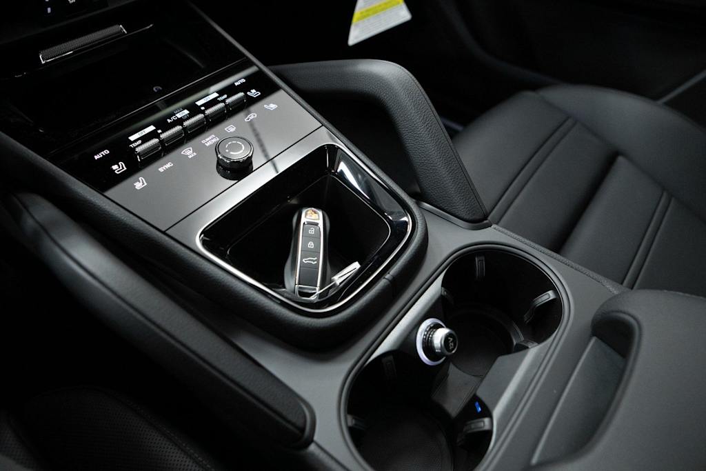 Thumbnail: 2026 Porsche Cayenne - 21