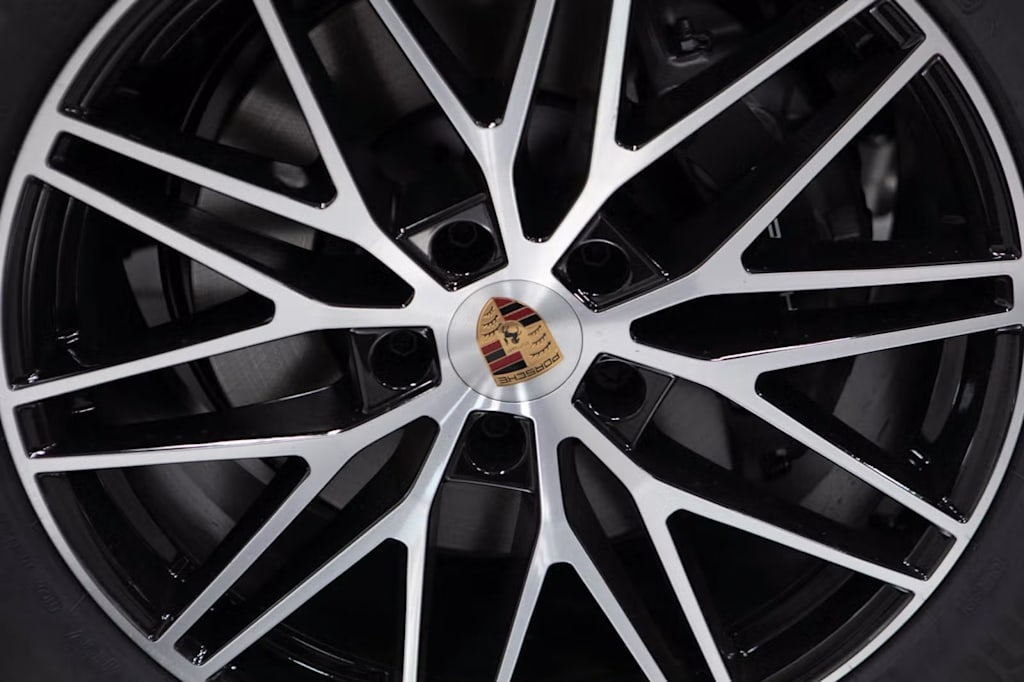 Thumbnail: 2026 Porsche Cayenne - 7