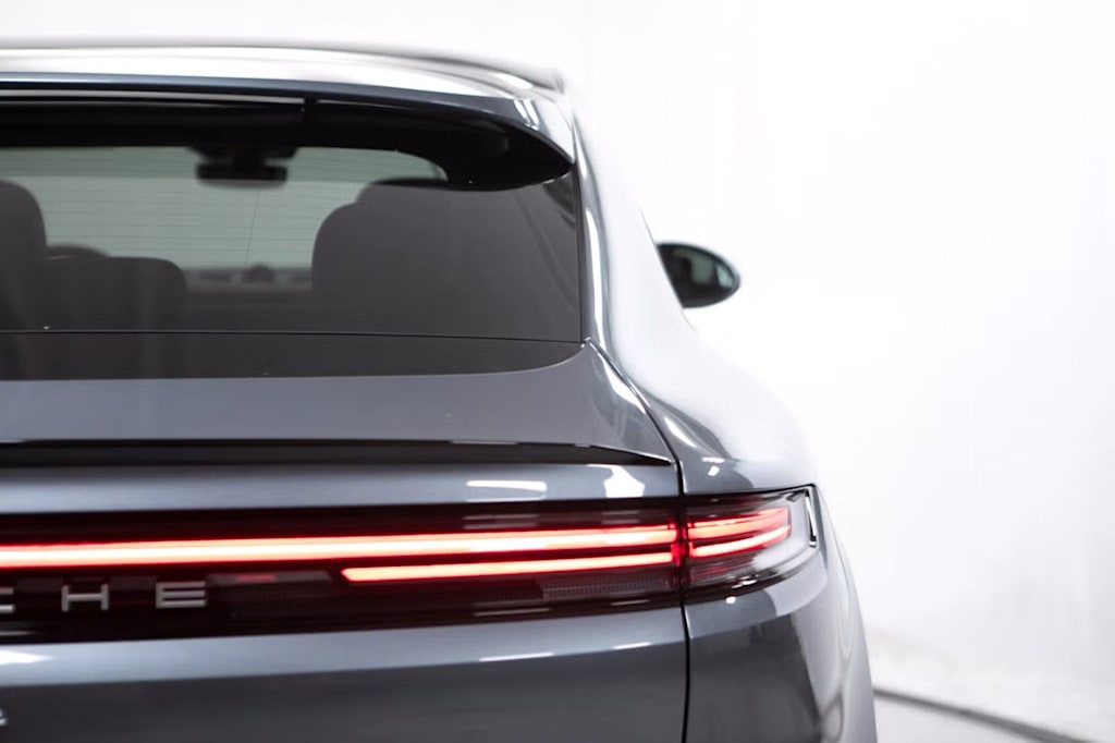 Thumbnail: 2026 Porsche Cayenne - 25