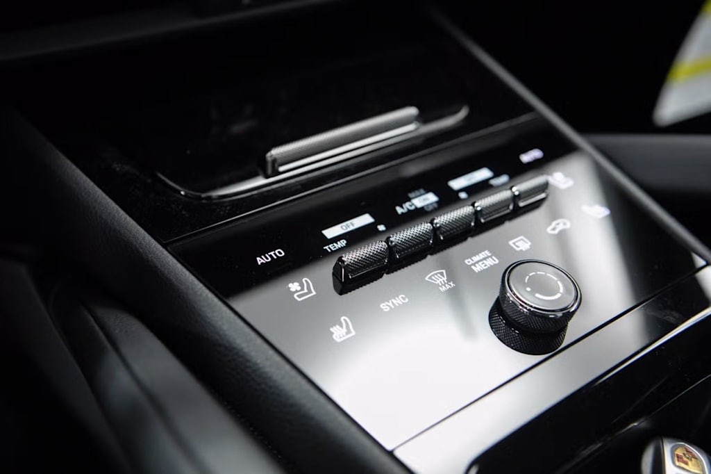 Thumbnail: 2026 Porsche Cayenne - 13