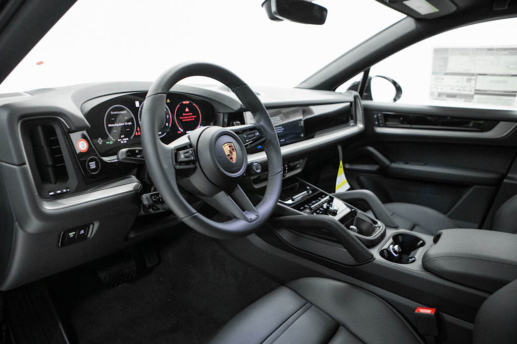 Thumbnail: 2026 Porsche Cayenne - 2