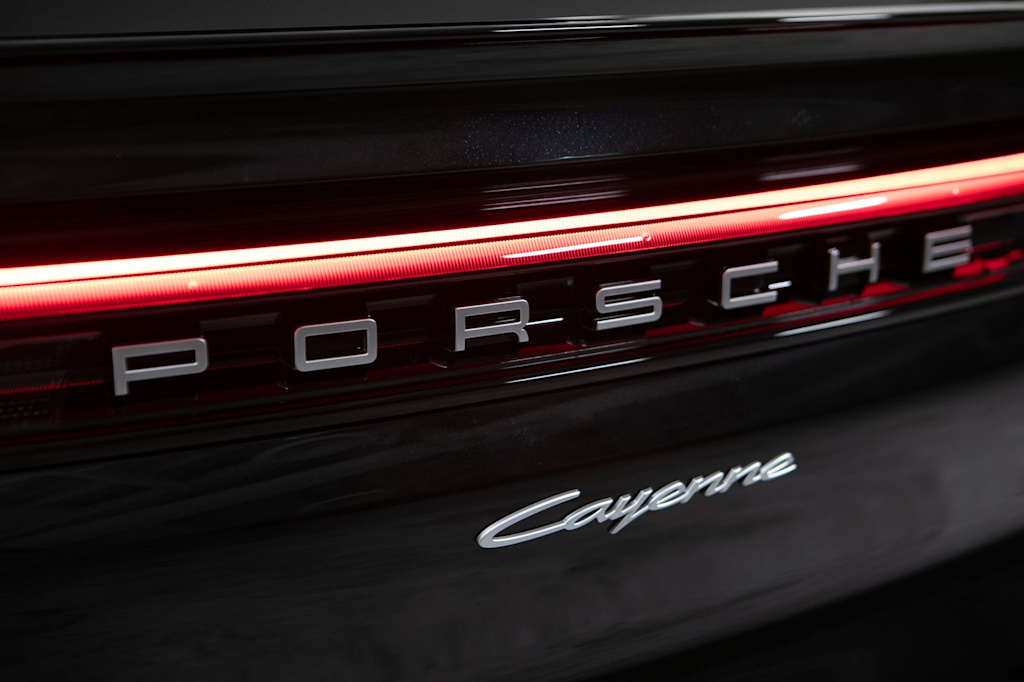 Thumbnail: 2026 Porsche Cayenne - 24