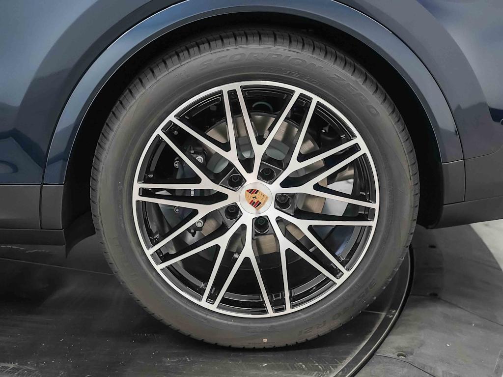 Thumbnail: 2026 Porsche Cayenne - 23