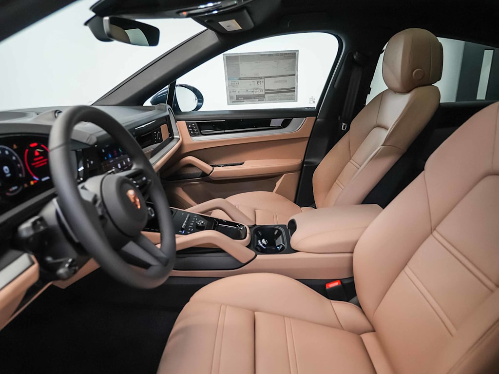 Thumbnail: 2026 Porsche Cayenne - 26