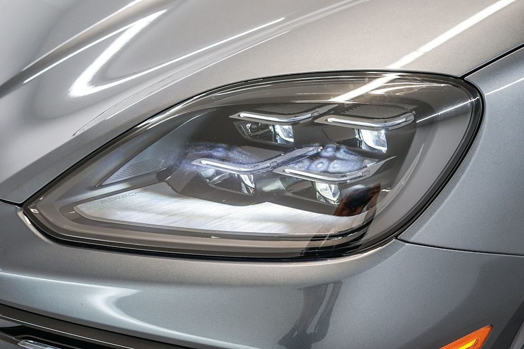 Thumbnail: 2026 Porsche Cayenne - 24