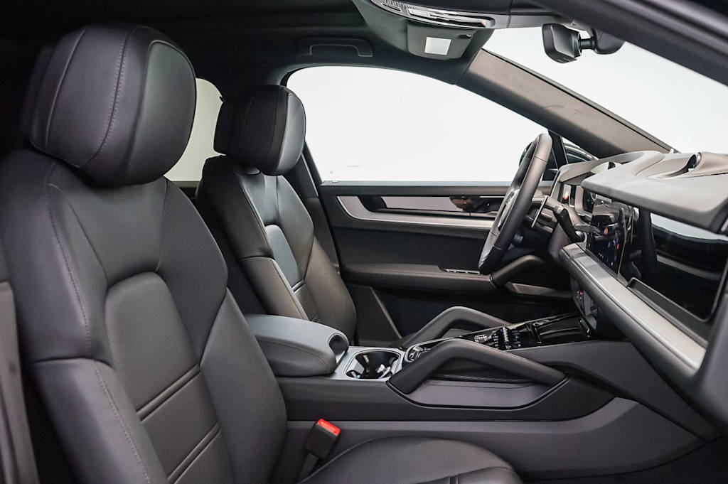 Thumbnail: 2026 Porsche Cayenne - 12