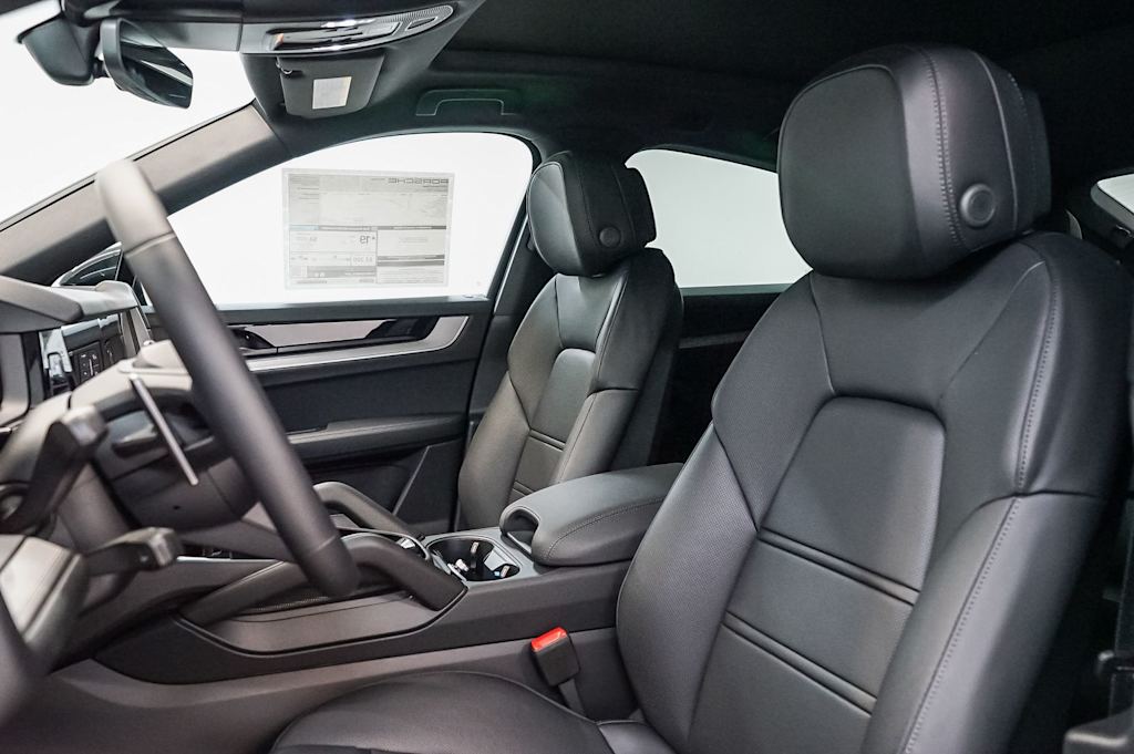 Thumbnail: 2026 Porsche Cayenne - 11