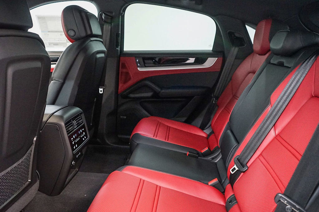 Thumbnail: 2026 Porsche Cayenne - 13