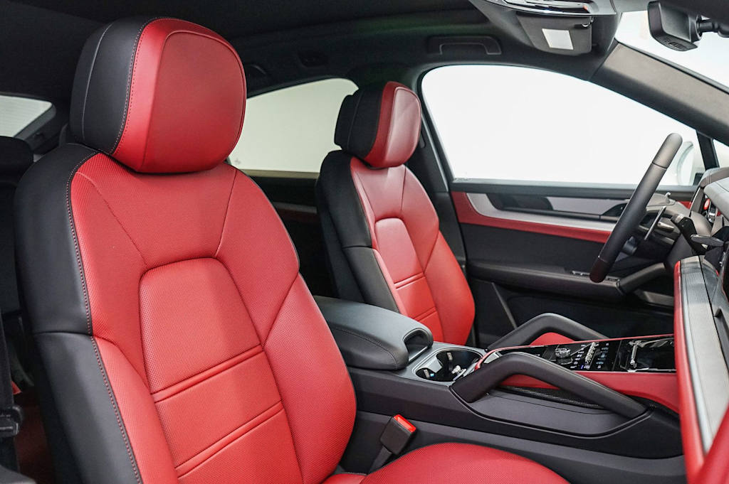 Thumbnail: 2026 Porsche Cayenne - 12
