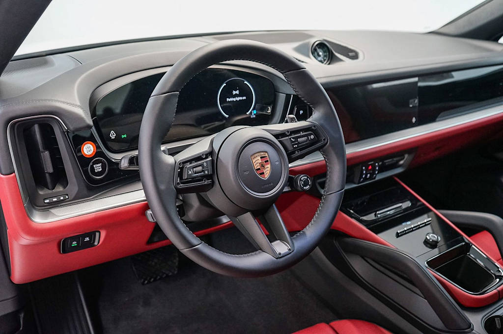 Thumbnail: 2026 Porsche Cayenne - 2