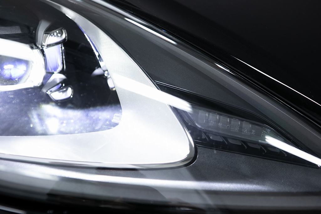 Thumbnail: 2022 Porsche Cayenne - 6