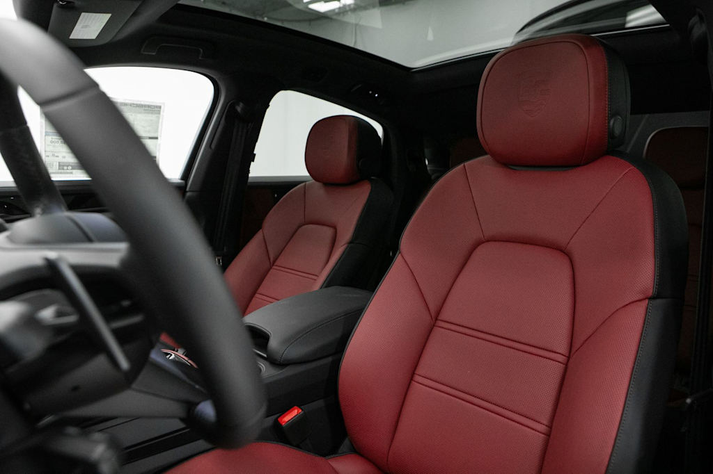 Thumbnail: 2026 Porsche Cayenne - 9