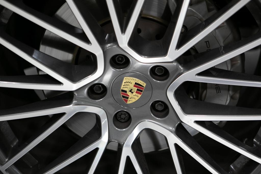 Thumbnail: 2023 Porsche Cayenne - 6