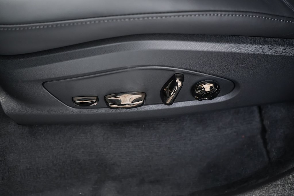 Thumbnail: 2026 Porsche Cayenne - 28