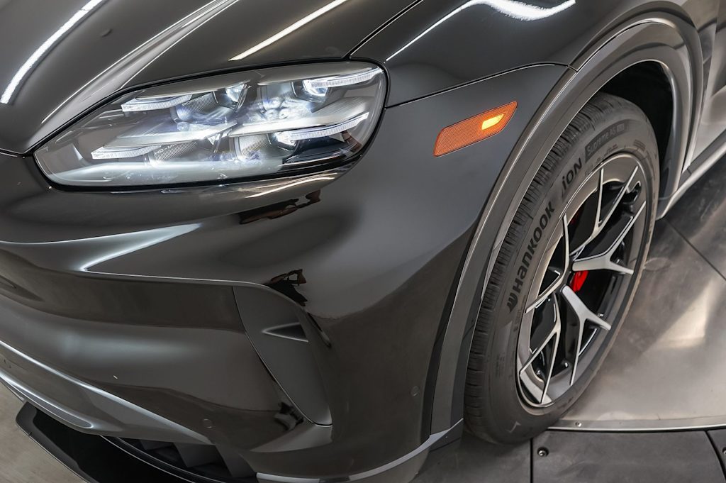 Thumbnail: 2026 Porsche Cayenne - 25