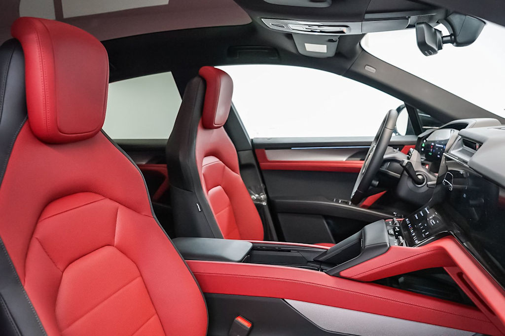 Thumbnail: 2026 Porsche Cayenne - 10