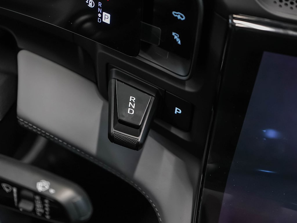 Thumbnail: 2026 Porsche Cayenne - 25