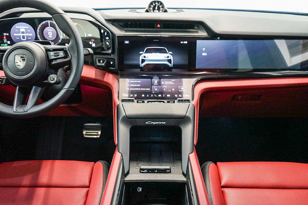 Thumbnail: 2026 Porsche Cayenne - 11