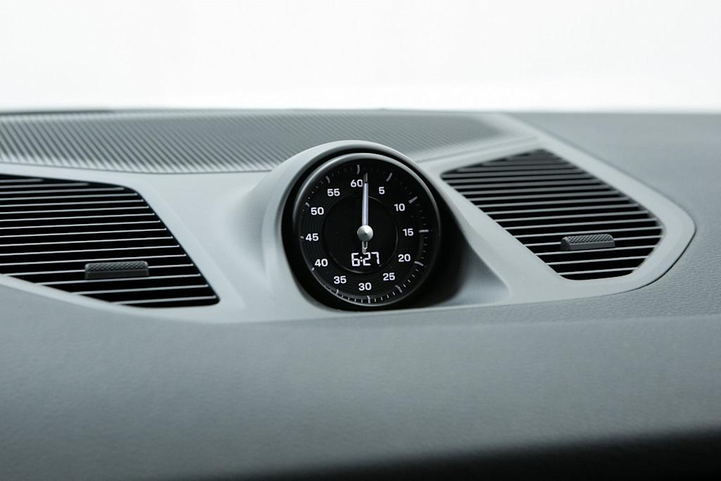 Thumbnail: 2026 Porsche Cayenne - 30