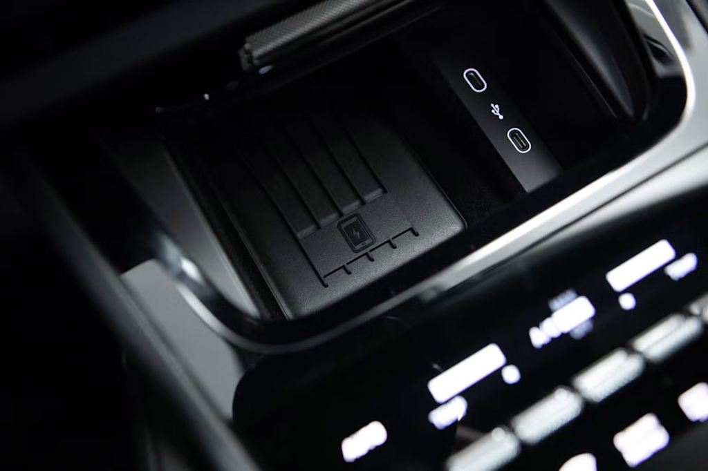 Thumbnail: 2026 Porsche Cayenne - 34