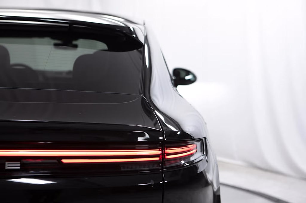 Thumbnail: 2026 Porsche Cayenne - 26