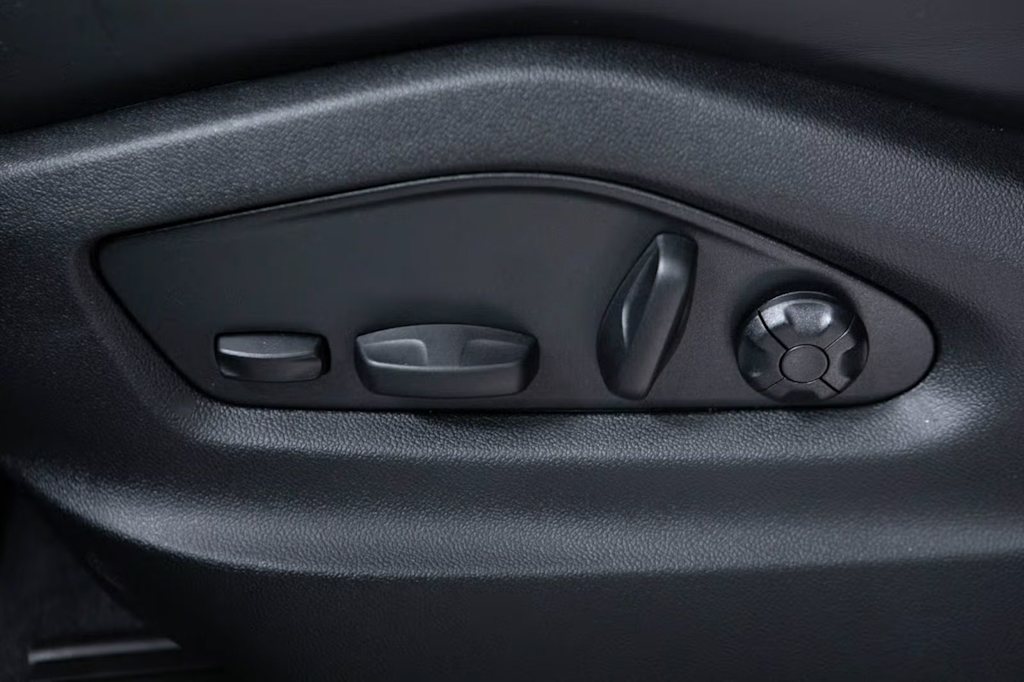 Thumbnail: 2026 Porsche Cayenne - 27
