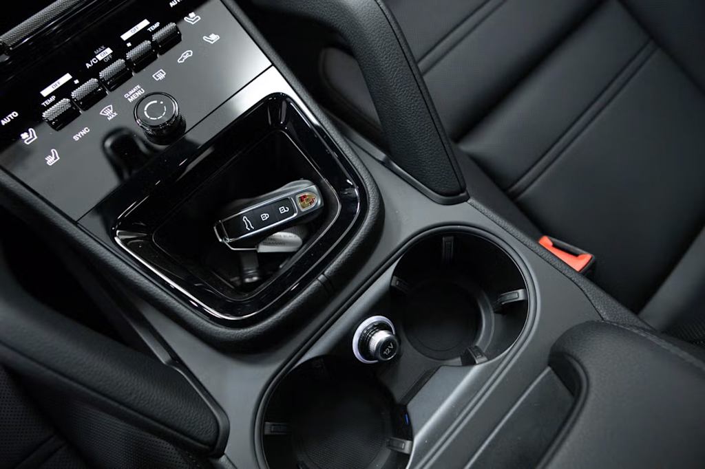 Thumbnail: 2026 Porsche Cayenne - 35